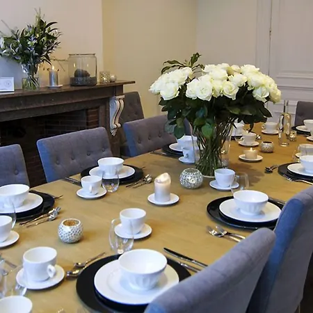 The Hamptons Boutique Couette-café 4*