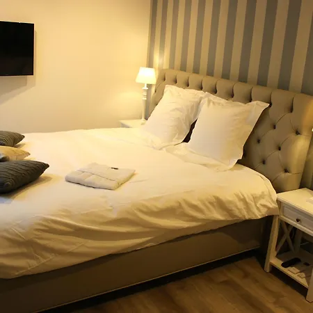 The Hamptons Boutique