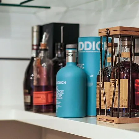 The Hamptons Boutique