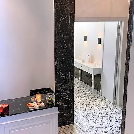 The Hamptons Boutique 4* Gent