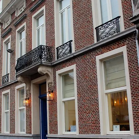 The Hamptons Boutique 4* Гент