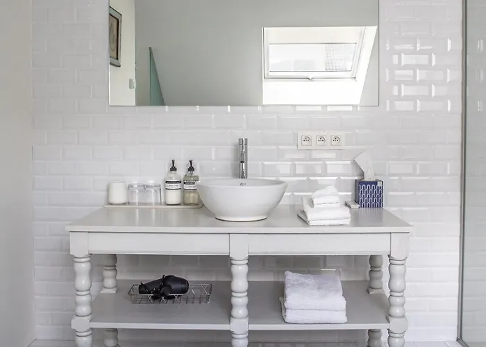 The Hamptons Boutique Bed and breakfast