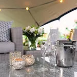 فندق مبيت وإفطار The Hamptons Boutique خنت