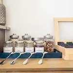 The Hamptons Boutique فندق مبيت وإفطار