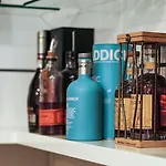 The Hamptons Boutique