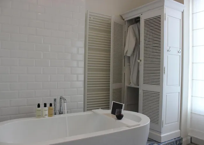 ベッド・アンド・ブレックファスト The Hamptons Boutique 4*