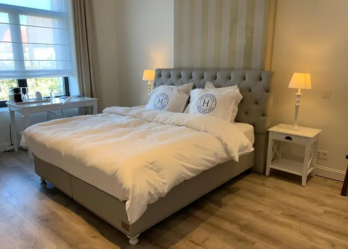 The Hamptons Boutique