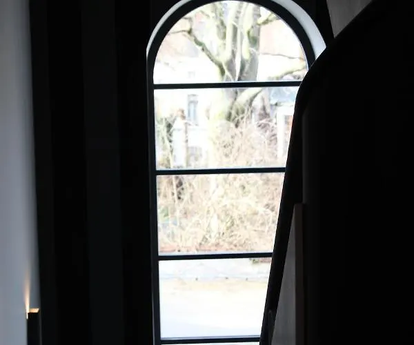 The Hamptons Boutique 4*