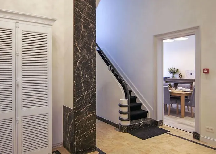 The Hamptons Boutique