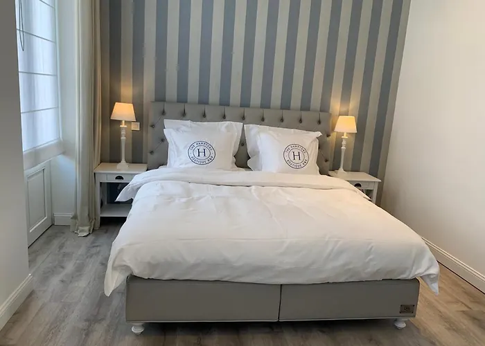 ベッド・アンド・ブレックファスト The Hamptons Boutique 4*